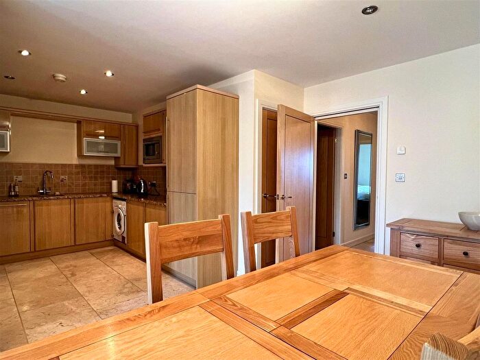 2 Bedroom Flat For Sale In Castle Heights, Marlborough Street, Scarborough, YO12