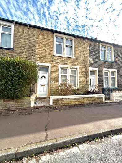 4 Bedroom Terraced House For Sale In Hinton Street, Burnley, BB10
