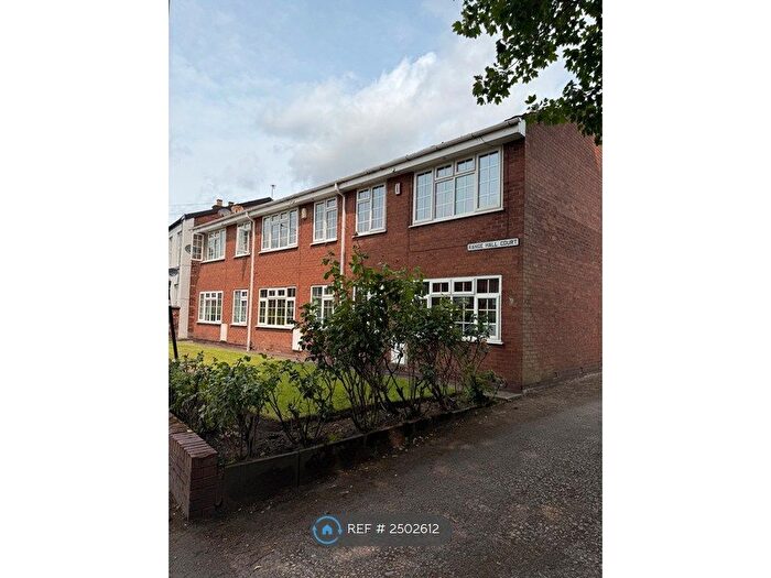 1 Bedroom Flat To Rent In Range Hall Court, Stockport, SK1