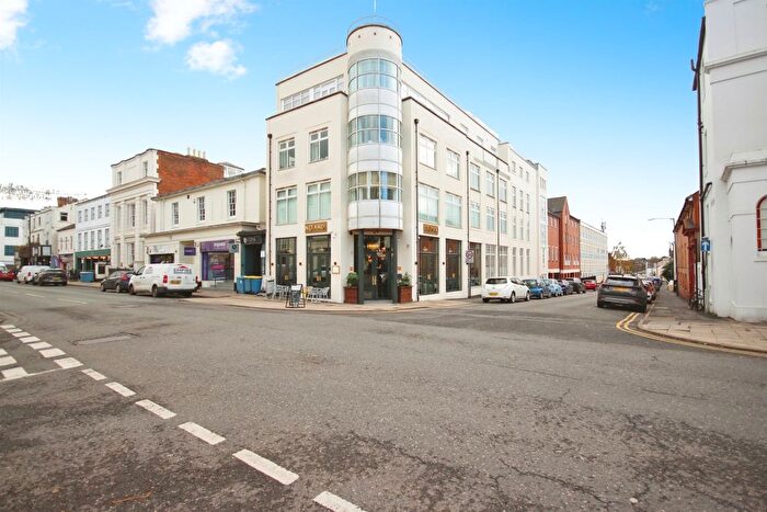 2 Bedroom Flat For Sale In Windsor Street, Leamington Spa, CV32