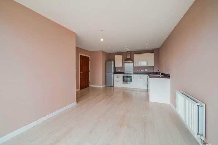 2 Bedroom Apartment To Rent In Minter Road, Barking, IG11