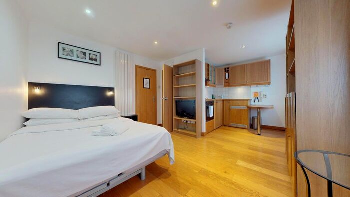 Studio To Rent In Cartwright Gardens, London, WC1H
