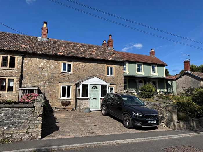 3 Bedroom End Of Terrace House For Sale In Little London, Oakhill, BA3