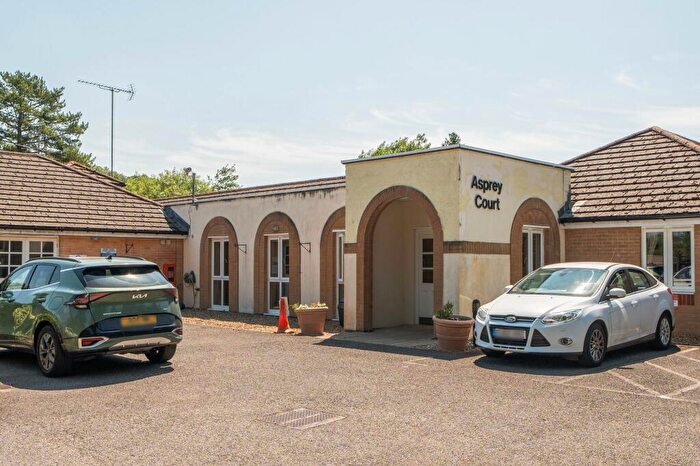 1 Bedroom Flat For Sale In Stafford Road, Flat, Caterham, CR3