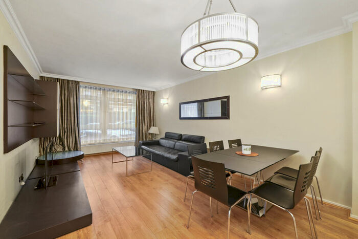2 Bedroom Apartment To Rent In Nottingham Terrace, Marylebone, NW1