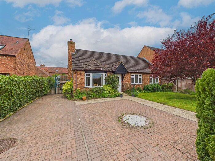 2 Bedroom Bungalow For Sale In Strensham Gate, Strensham, Worcester, WR8