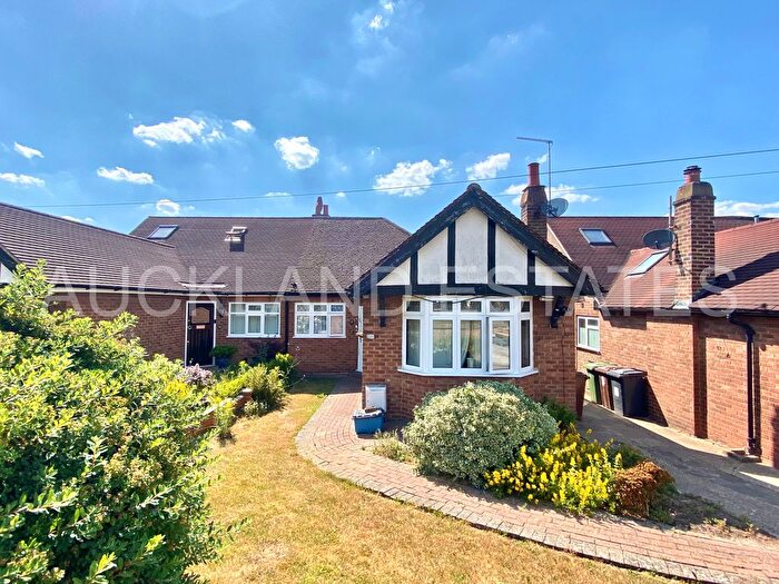 2 Bedroom Semi-detached Bungalow For Sale In Oulton Crescent, Potters Bar, EN6
