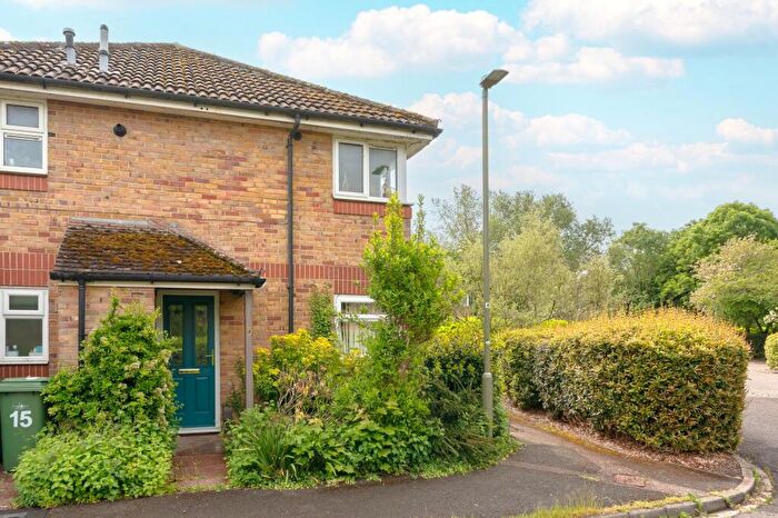 1 Bedroom Flat For Sale In Challenor Close, Abingdon, OX14