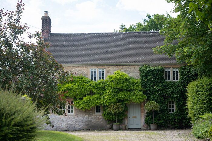 4 Bedroom Cottage For Sale In Slaughterford, Chippenham, SN14