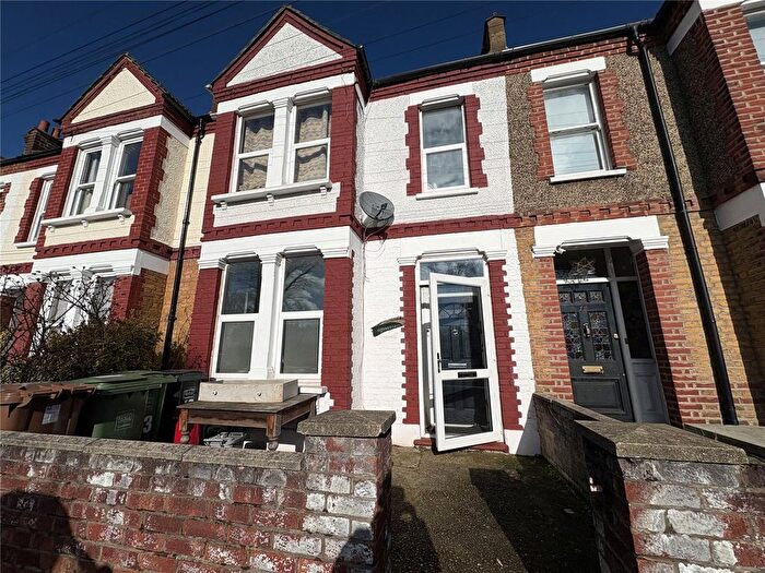 3 Bedroom Terraced House To Rent In Hereford Gardens, SE13