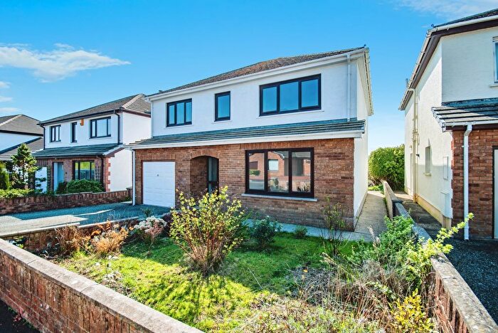 4 Bedroom Detached House For Sale In Brynderwen, Carmarthen, Carmarthenshire, SA31