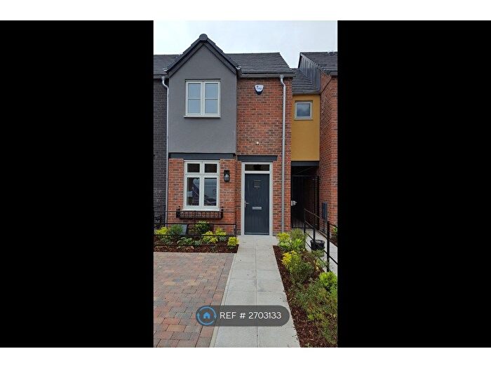 2 Bedroom Terraced House To Rent In -The Peacemills, Nottingham, NG5