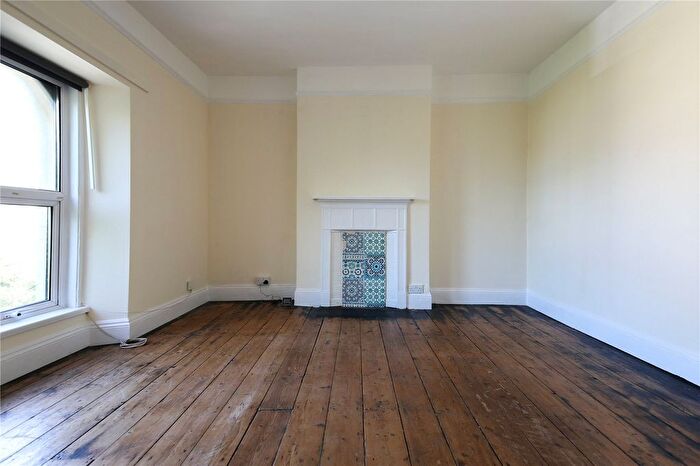 1 Bedroom Flat To Rent In Cotham Grove, Bristol, BS6