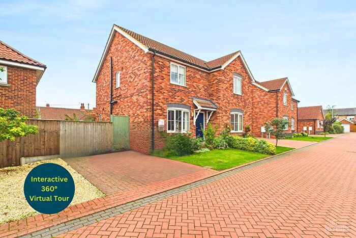 2 Bedroom Semi-Detached House For Sale In Burgon Crescent, Winterton, North Lincolnshire, DN15