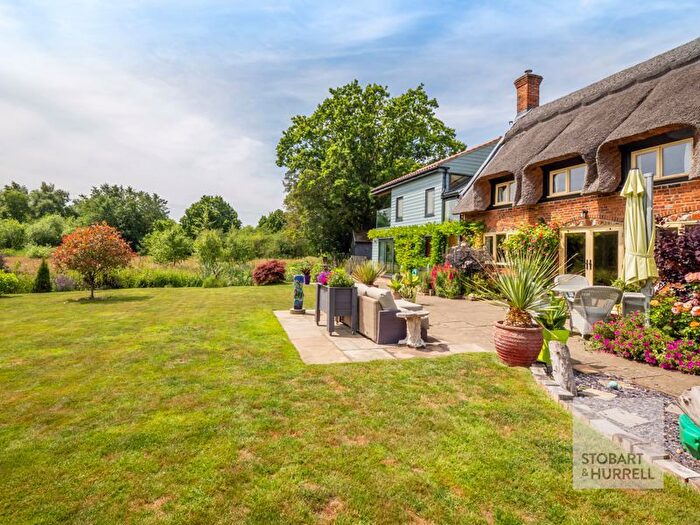 4 Bedroom Detached House For Sale In Honeysuckle Cottage, South Walsham Road, Panxworth, Norfolk, NR13