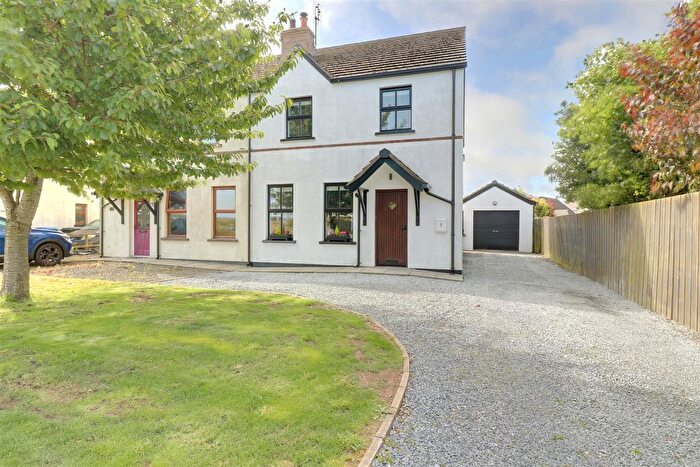 3 Bedroom Semi-detached House For Sale In Oak Avenue, Ballyhalbert, Newtownards, BT22