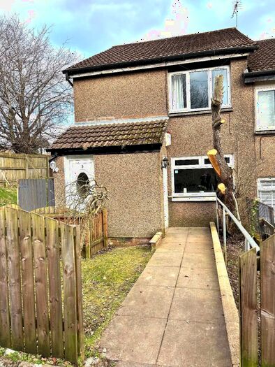 2 Bedroom Flat To Rent In Colwood Path, Glasgow, G53
