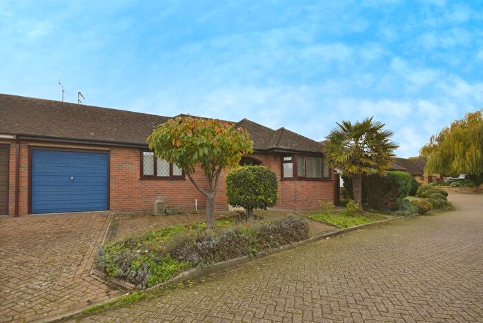 2 Bedroom Detached Bungalow For Sale In Offley Close, Margate, CT9