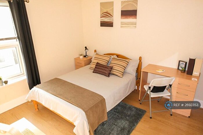 8 Bedroom Terraced House To Rent In Palmerston Road, Northampton, NN1