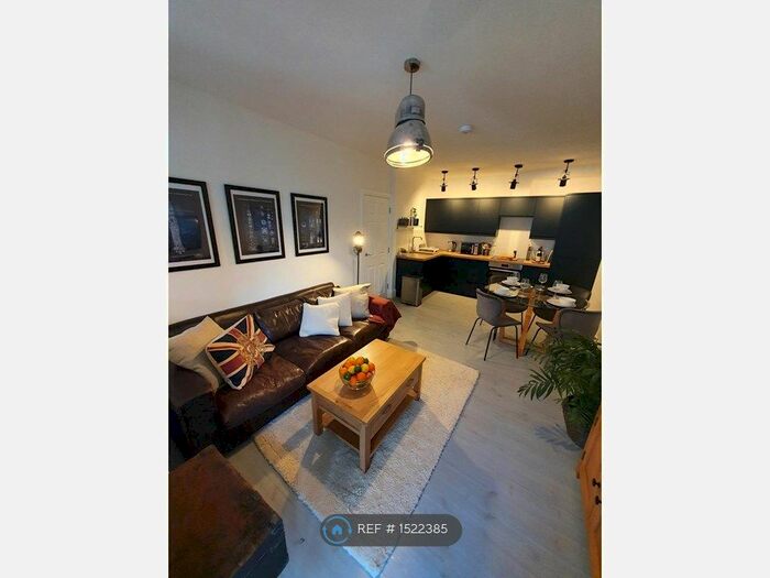 1 Bedroom Flat To Rent In Lemon Street, Truro, TR1