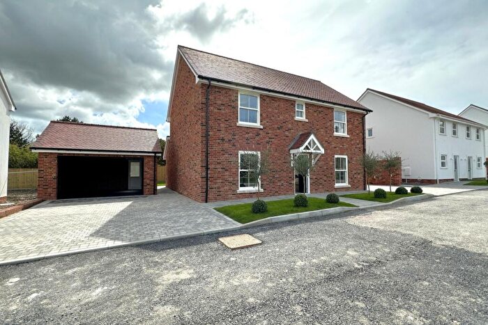 4 Bedroom Detached House For Sale In Wodens Hill Field, Woodnesborough, CT13
