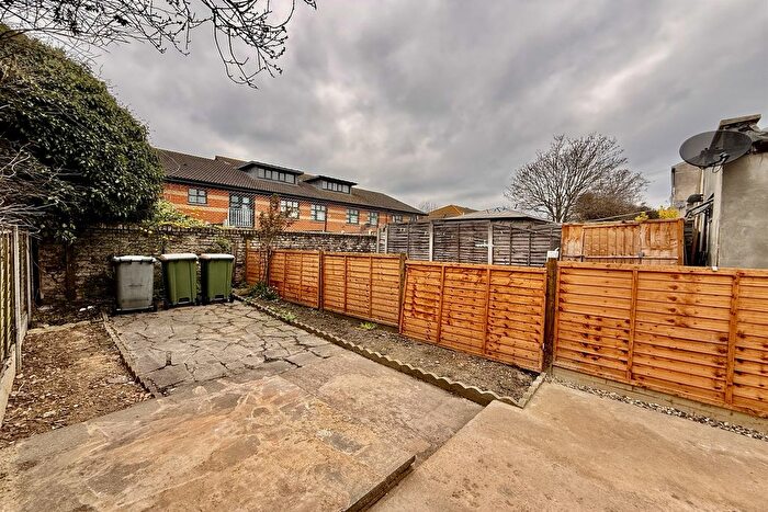 2 Bedroom Property To Rent In Tower Hamlets Road, Forest Gate, E7