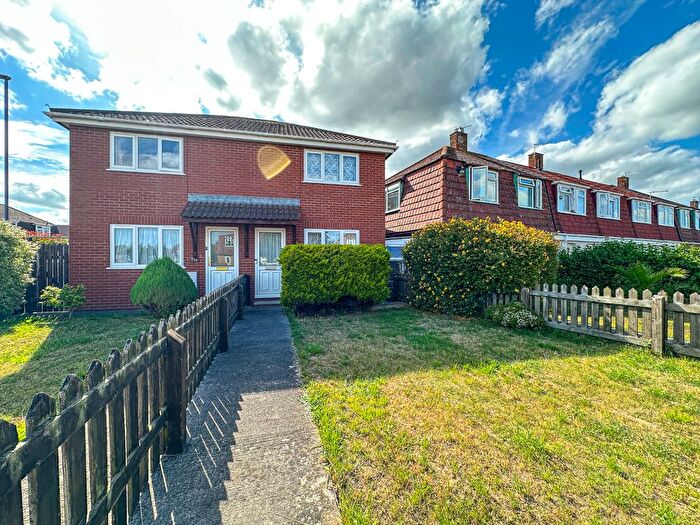 2 Bedroom Semi-Detached House To Rent In Parkway, Bridgwater, Somerset, TA6