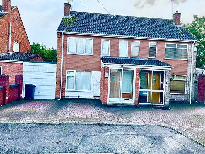3 Bedroom End Of Terrace House To Rent In Treviscoe Close, Exhall, Coventry, CV7