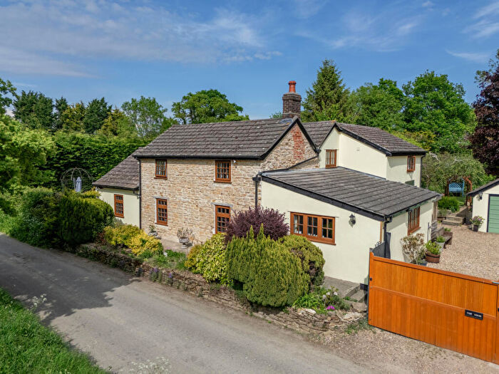 5 Bedroom Detached House For Sale In Fifehead St Quintin, Sturminster Newton, Dorset, DT10