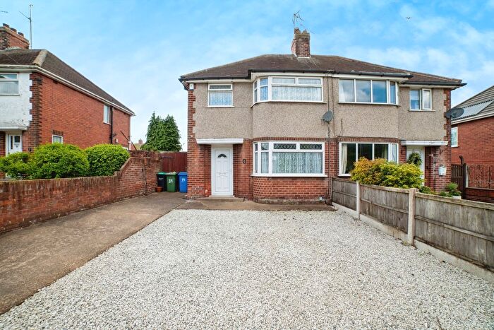 3 Bedroom Semi-Detached House For Sale In Violet Hill, Mansfield, Nottinghamshire, NG18