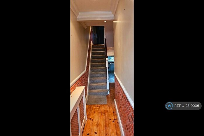 3 Bedroom Terraced House To Rent In Maximfeldt Road, Erith, DA8