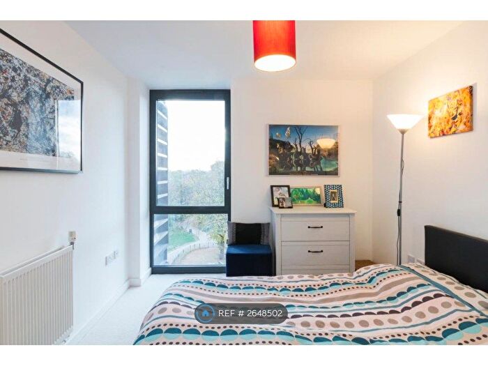 1 Bedroom Flat To Rent In Cranston Court, London, W12