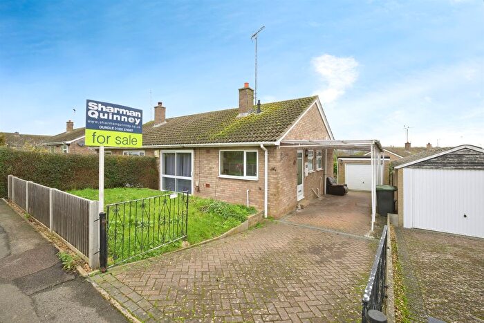 2 Bedroom Semi-Detached Bungalow For Sale In Springfield Road, Oundle, Peterborough, PE8