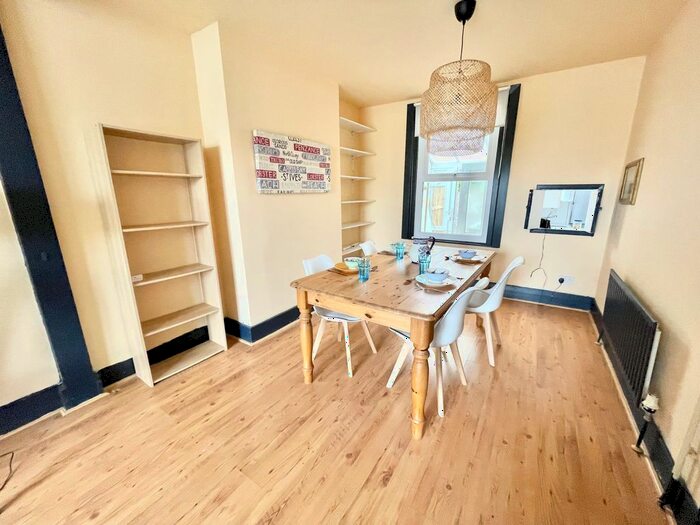 2 Bedroom End Of Terrace House To Rent In High Street, Garlinge, Kent, CT9