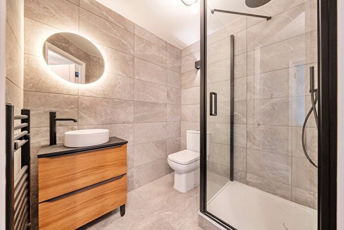 2 Bedroom Flat To Rent In Regents Court, Sopwith Way, Kingston Upon Thames, KT2