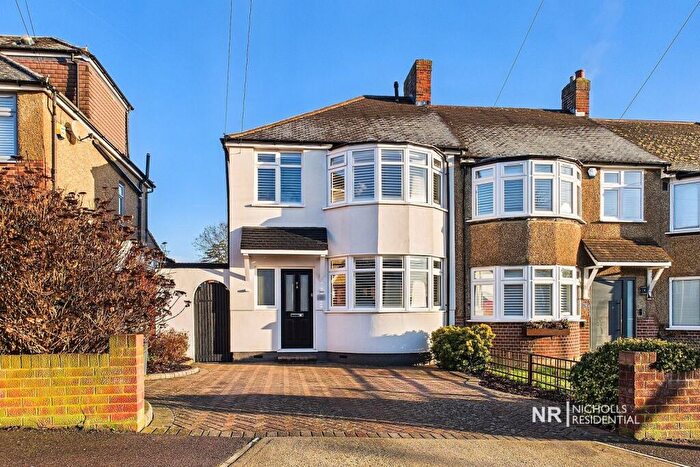3 Bedroom End Of Terrace House For Sale In Chessington Hill Park, Chessington, Surrey., KT9