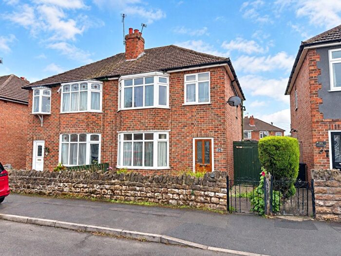 3 Bedroom Semi-Detached House For Sale In Middle Avenue, Loughborough, Leicestershire, LE11