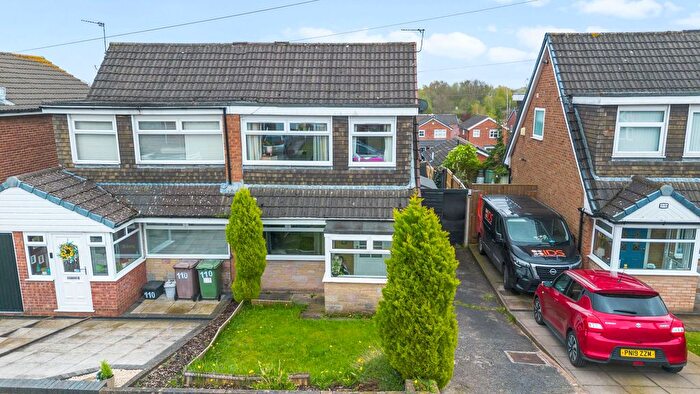 3 Bedroom Semi Detached House For Sale In Victoria Road, Ashton-In-Makerfield, WN4