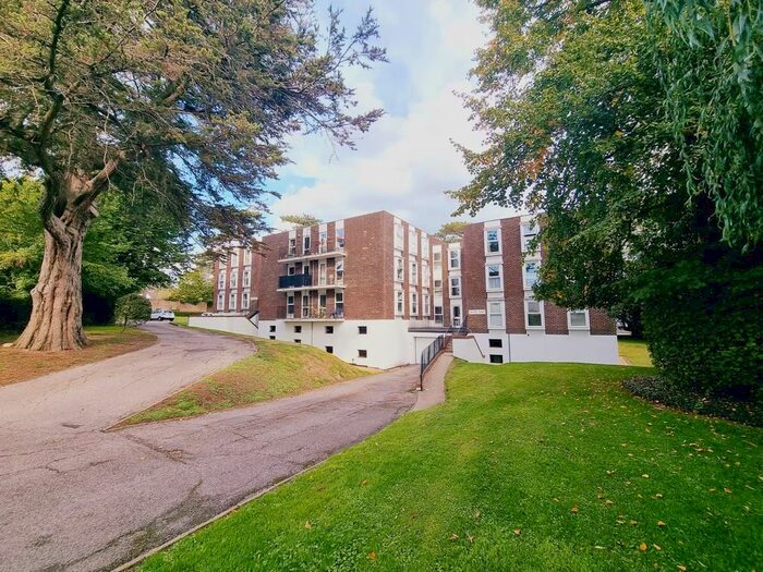 2 Bedroom Apartment To Rent In Cleveland Drive, Fareham, PO14