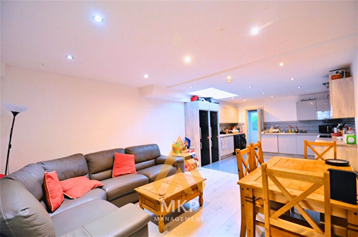 7 Bedroom Terraced House To Rent In Heeley Road, Selly Oak, B29