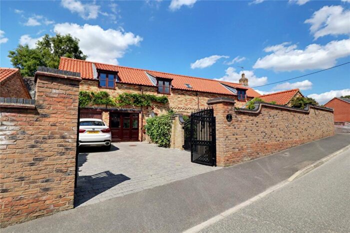 4 Bedroom Detached House For Sale In Applefields, Wrawby, Lincolnshire, DN20