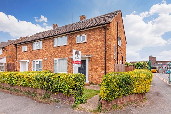 3 Bedroom Semi-Detached House For Sale In Romsey Close, Langley, SL3
