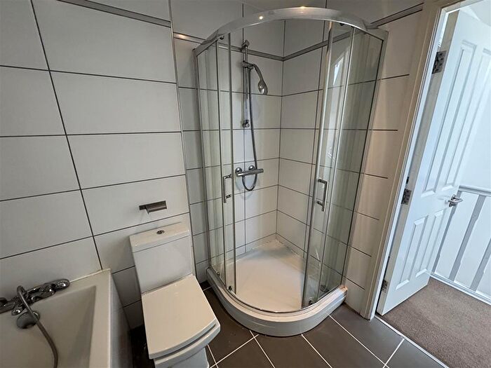 3 Bedroom Property To Rent In Dundalk Road, Widnes, WA8