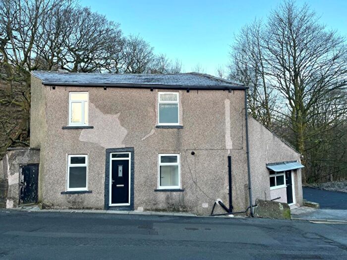 3 Bedroom Detached House To Rent In Cowpe Road, Rossendale, BB4