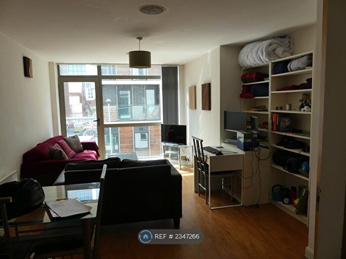 1 Bedroom Flat To Rent In Ludgate Hill, Manchester, M4