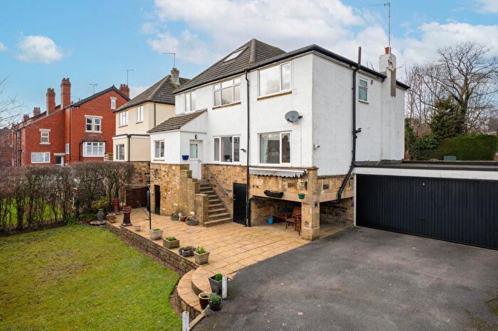 3 Bedroom Detached House For Sale In Harewood Road, Collingham, LS22