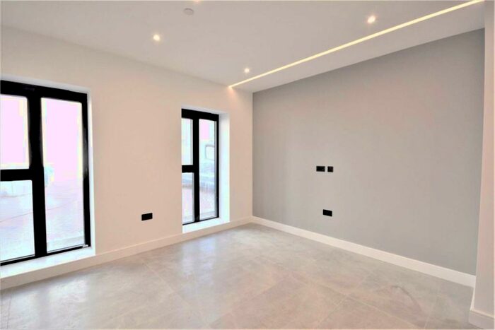 1 Bedroom Flat To Rent In Colindale Avenue, London, NW9