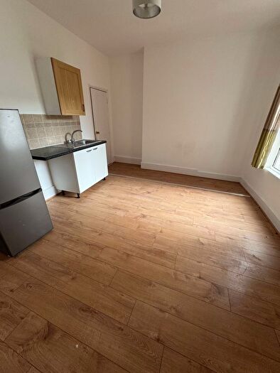1 Bedroom Studio To Rent In Broxholm Road, London, SE27