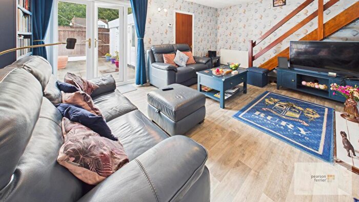 3 Bedroom Terraced House For Sale In Birch Lea Close, Bury, BL9