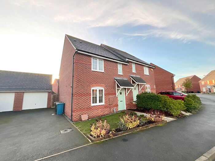 3 Bedroom Semi-Detached House For Sale In Heron Crescent, Cotgrave, Nottingham, NG12